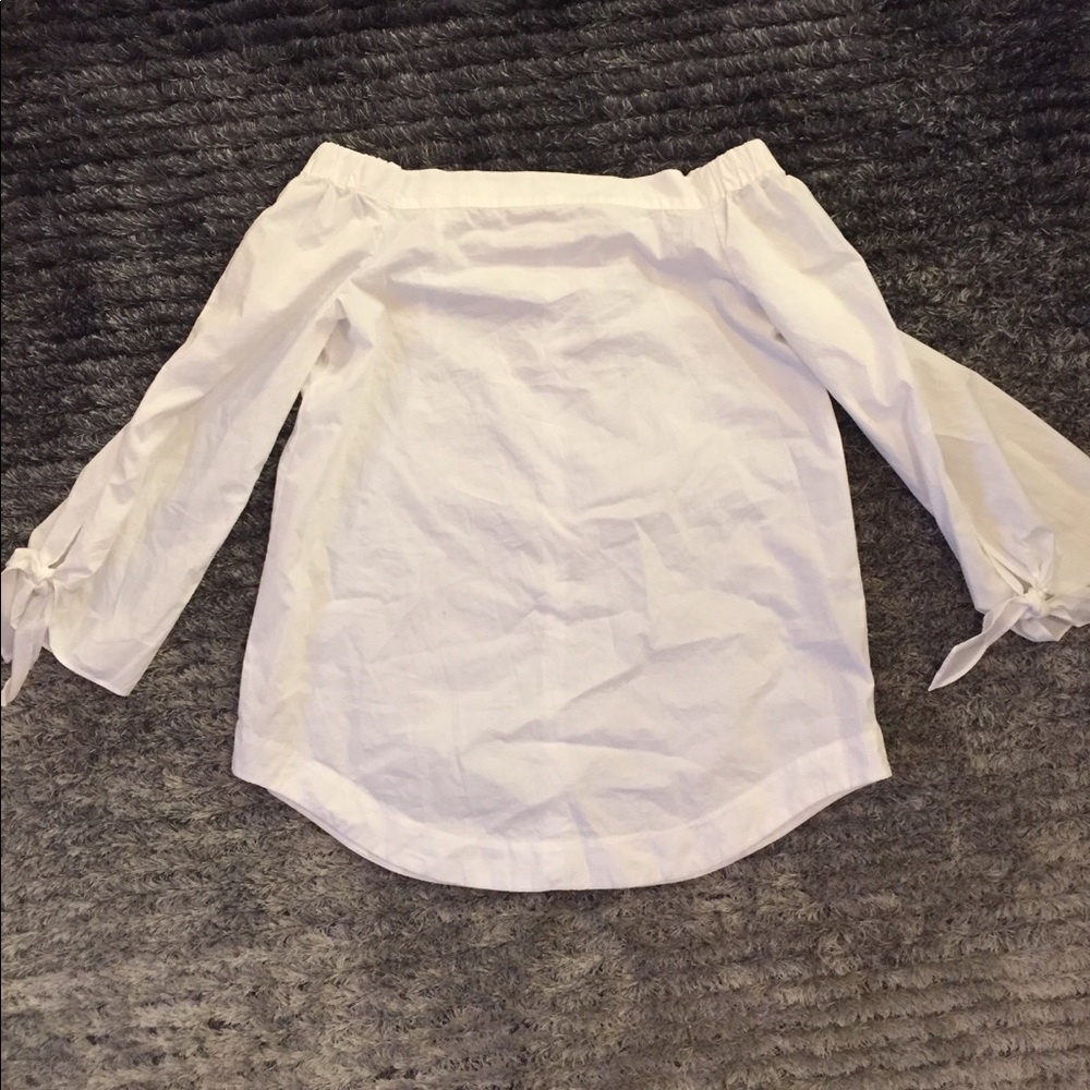 Free People off the shoulder white linen top